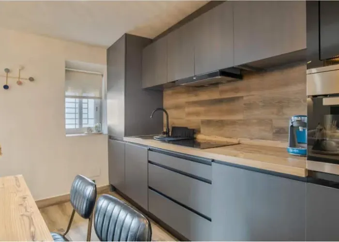 Alvarado Loft Rural