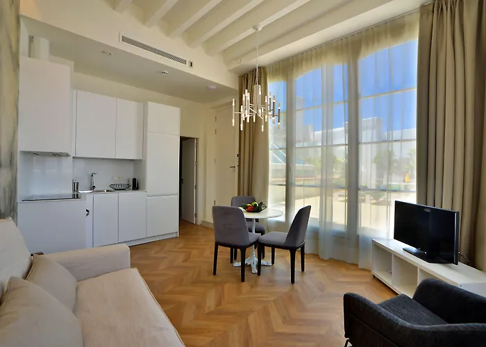 Plaza Mina Suites By Luxury Suites Cadiz -Adults Recommended