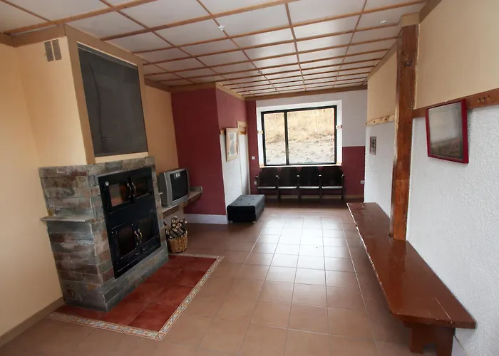 Albergue de La Estación del Río Lobos