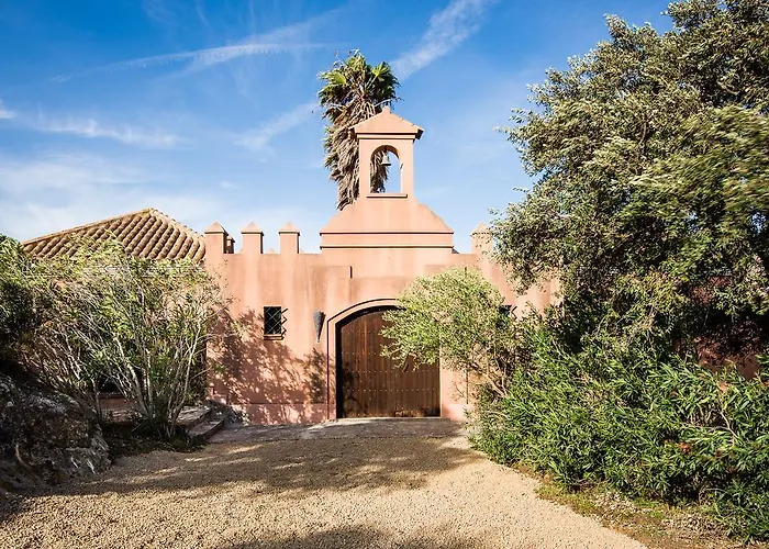 Casa Alvarianes