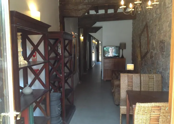 Apartamentos Rurales La Villa de Piedra