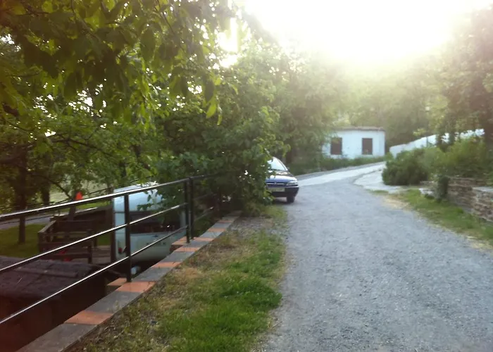 Camping El Balcon de Pitres
