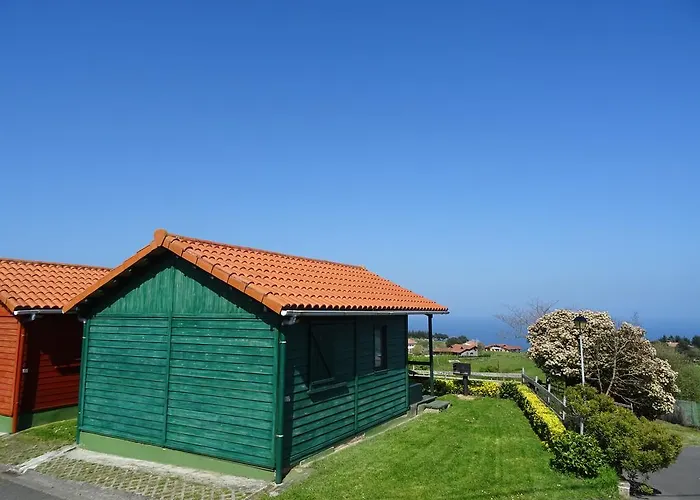 Camping & Bungalows Leagi
