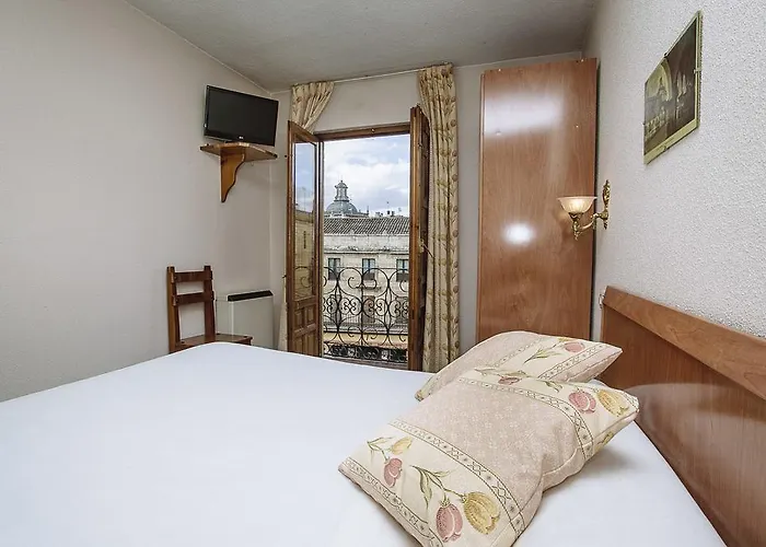 Hostal Plaza