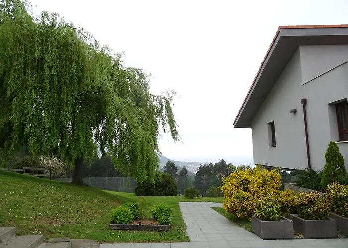 Camping & Bungalows Leagi