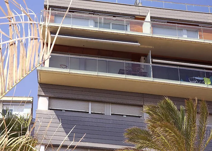Great Sea-Side Barcelona Apartment