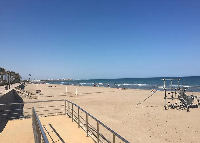 Apartment Near The Beach With Magnificent Views