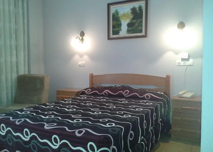 Hotel Los Nogales