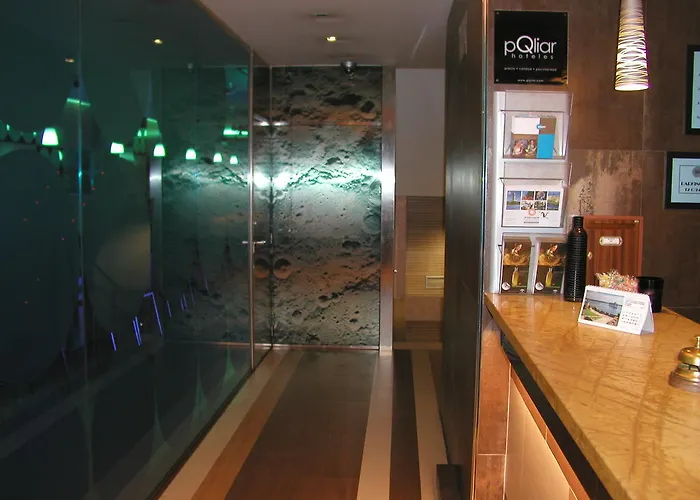 Hotel Moon
