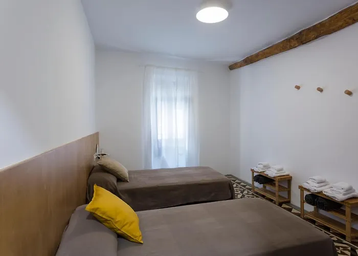 Hostel.B