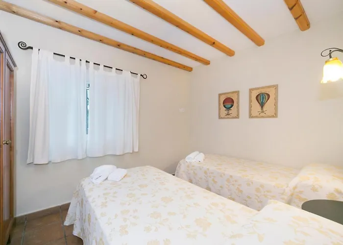 Casas Rurales La Cambreta y Santa María