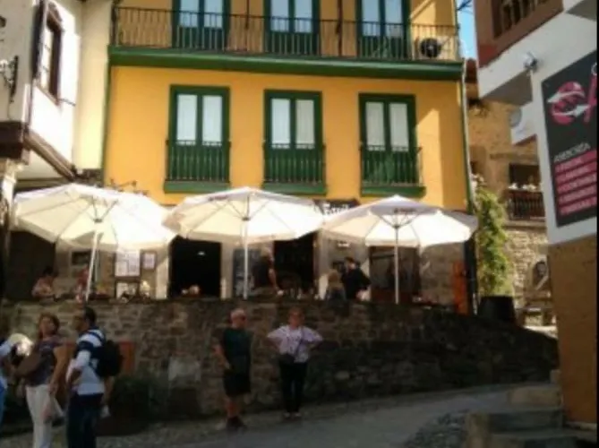 Casa Favila