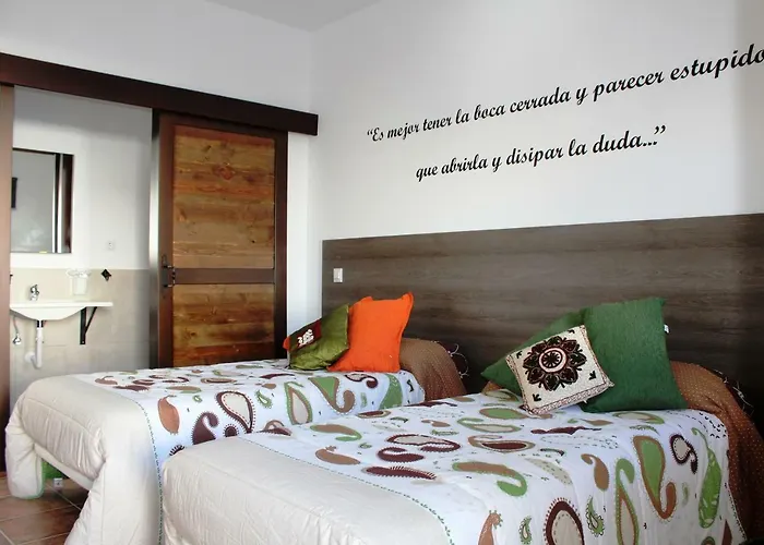 HOSTAL Almagro - Parking