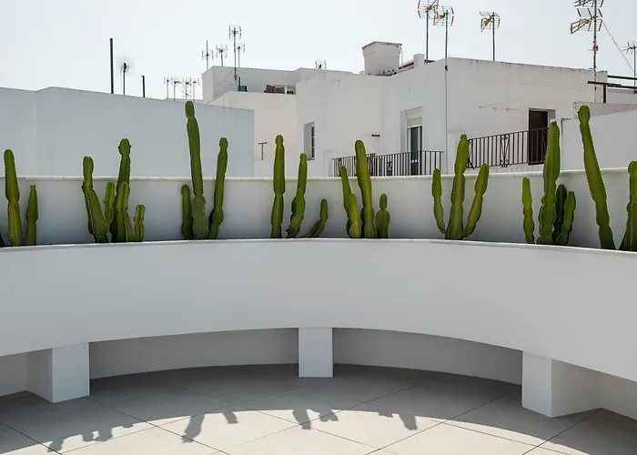 Apartamentos y estudios céntricos Conil Home Suite