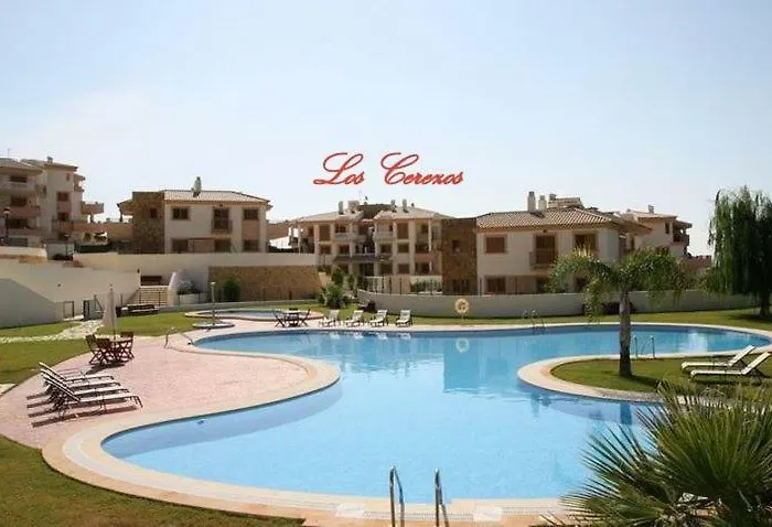 Casa Cerezos