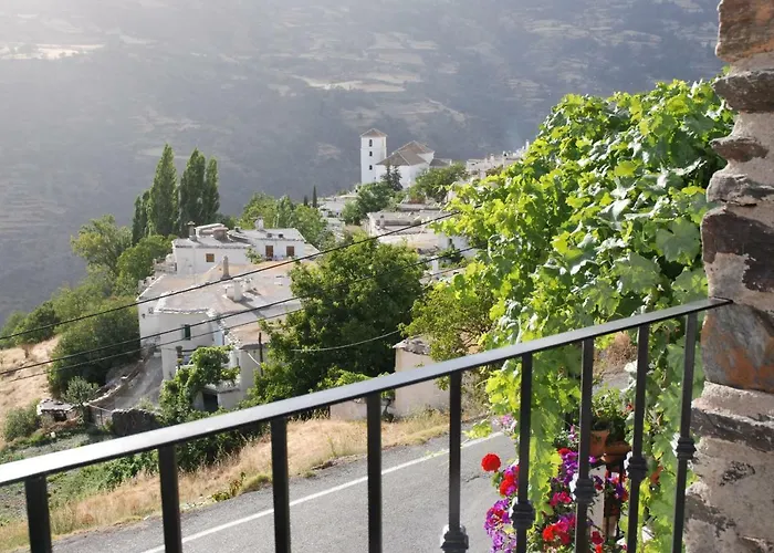 alojamiento rural la ermita bubion