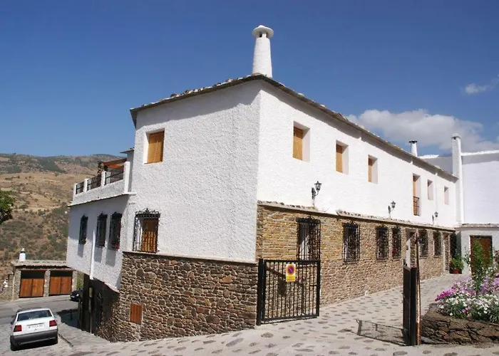 alojamiento rural la ermita bubion