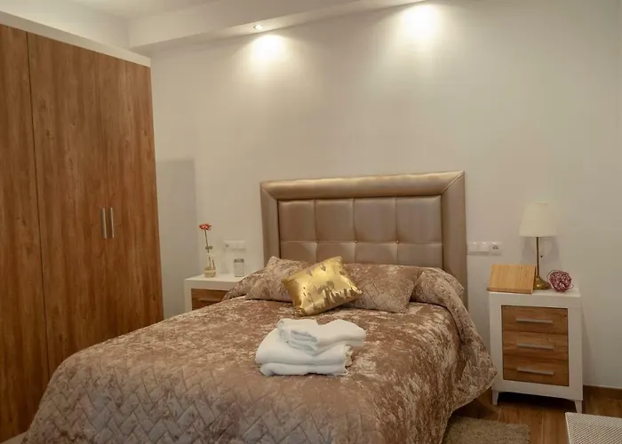 Apartamentos Cantarería, Rosa Mosqueta