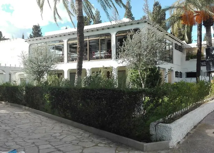 Apartamento con vistas al puerto deportivo Las Fuentes