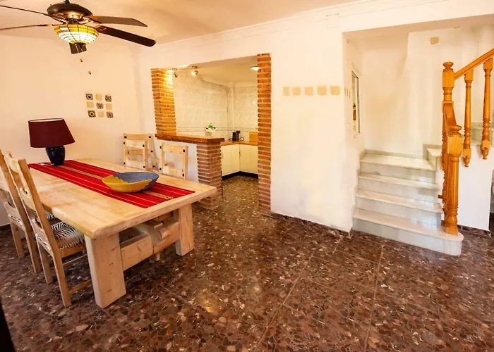 Casa El Chorro con magníficas vistas