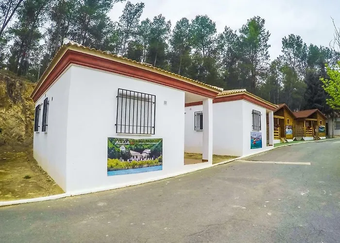 Centro De Ocio Alua Bungalows Camping Rafting Benameji