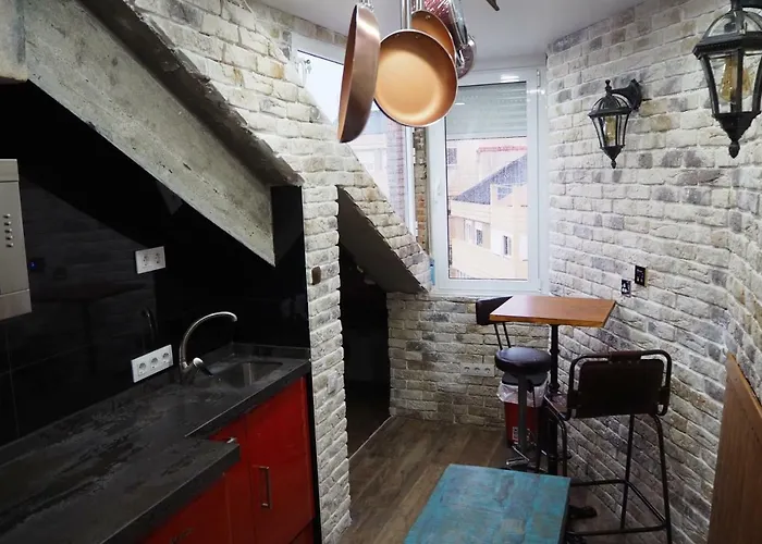 Tiny Apartment On The Roof Touching Gibraltar
