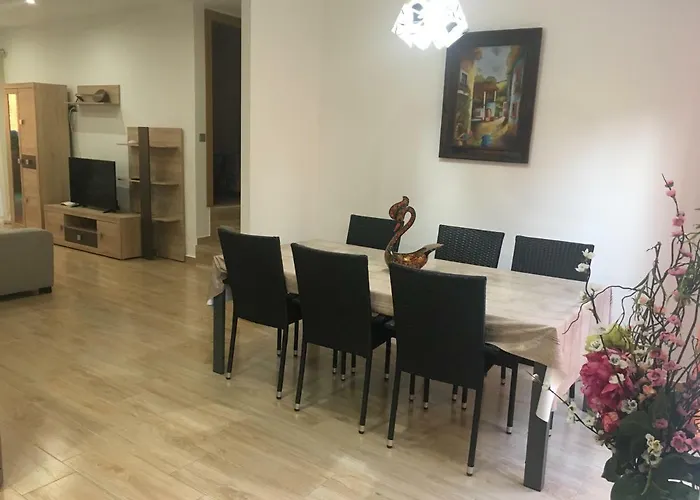 Apartment With Private Patio