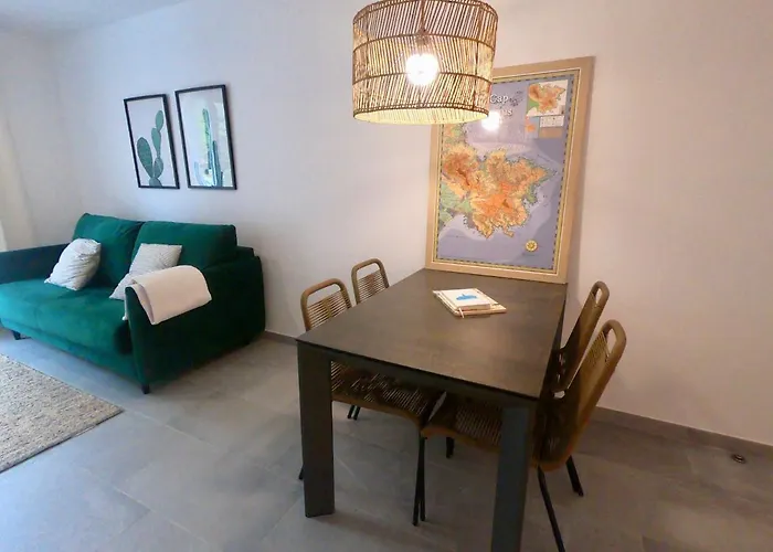 Apartamento Nuevo En El Centro Con Garaje