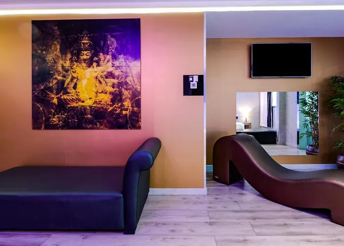 Zouk Hotel (Adults Only)
