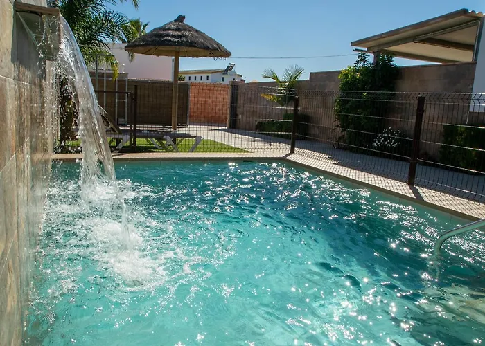 Villa Nueva Cascada - Casa Rustica Tu Casa En Conil