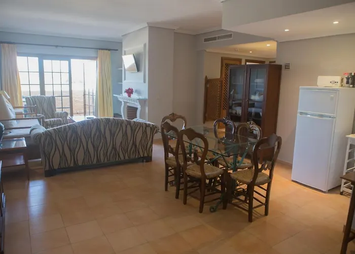 Apartamentos Turísticos Bahía Sur
